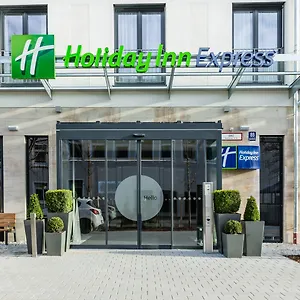 Hotel Express : - Ost